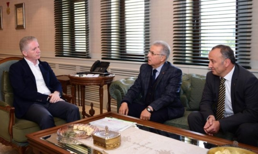 Gaziantep Yardım Vakfı Gaziantep Valiliğini Ziyaret Etti
